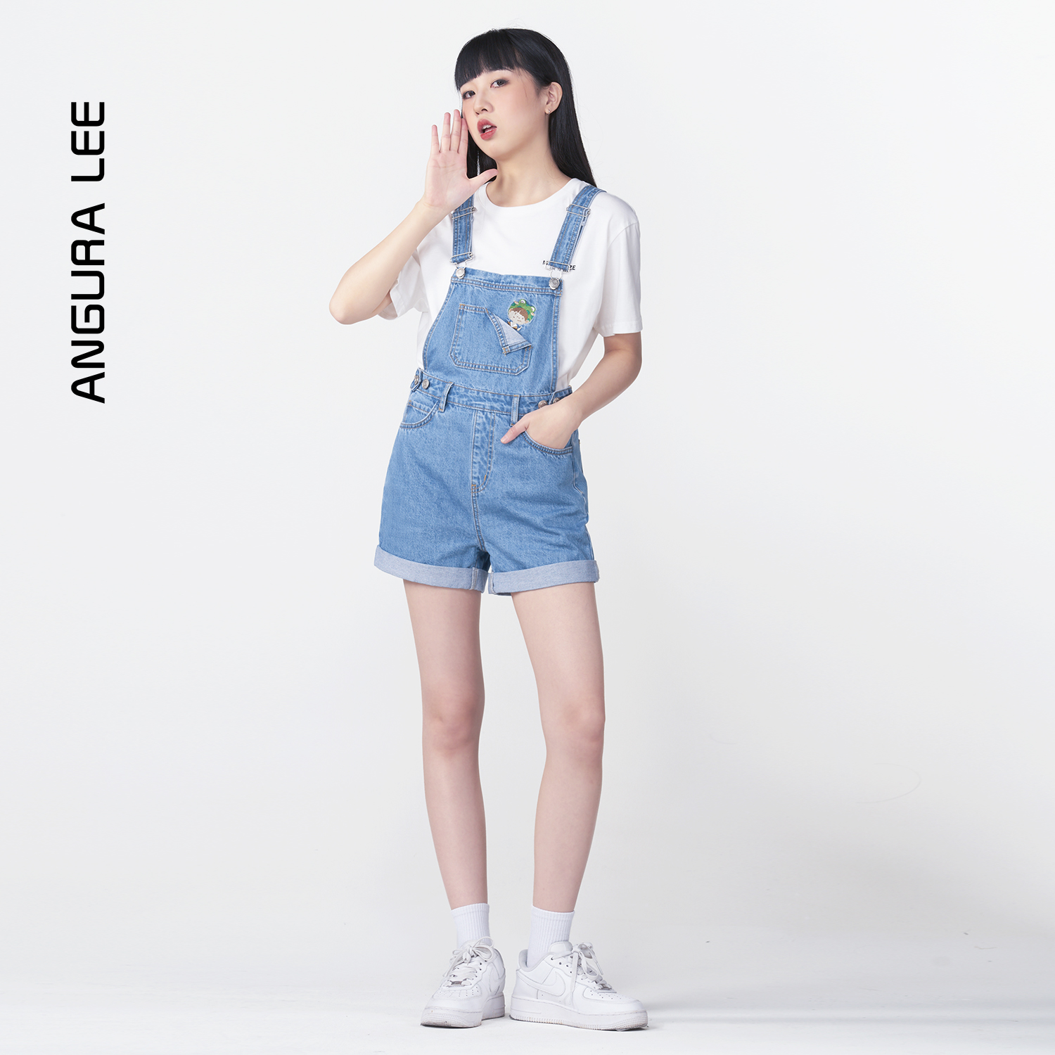 春夏經典水洗淺藍女裝牛仔高腰背帶短褲